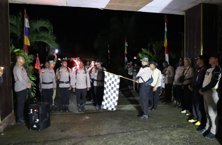 Polda Papua Tengah Gelar Long March Penutup Binlat Bintara Remaja Angkatan 52 di Nabire