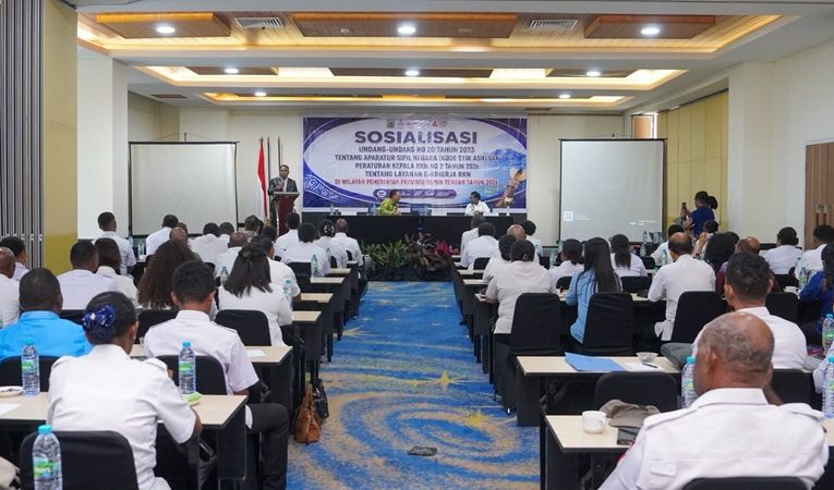 Gubernur Papua Tengah Tegas! ASN Wajib Terapkan Ber-AKHLAK dan Beralih ke E-Kinerja Sebelum 2027