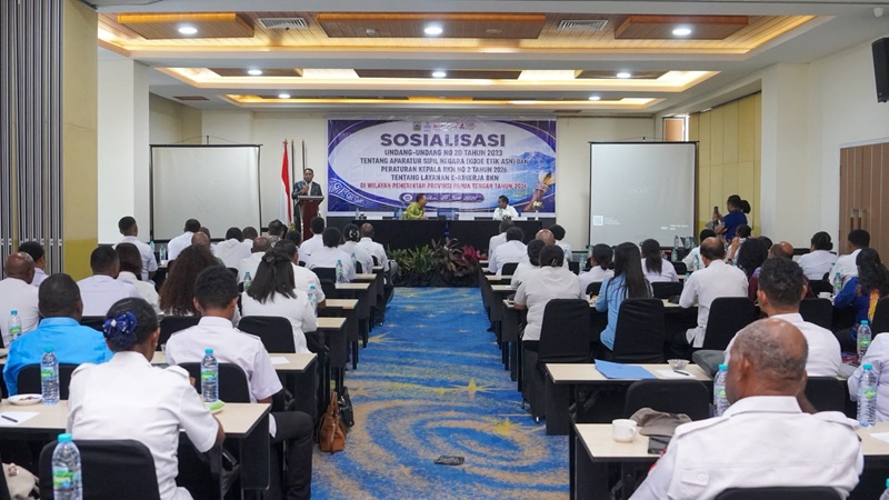 (Gubernur Papua Tengah Tegas! ASN Wajib Terapkan Ber-AKHLAK dan Beralih ke E-Kinerja Sebelum 2027)